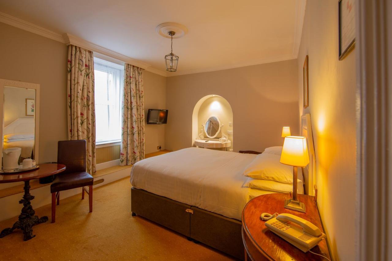 Foyles Hotel คลิฟเดน ภายนอก รูปภาพ
