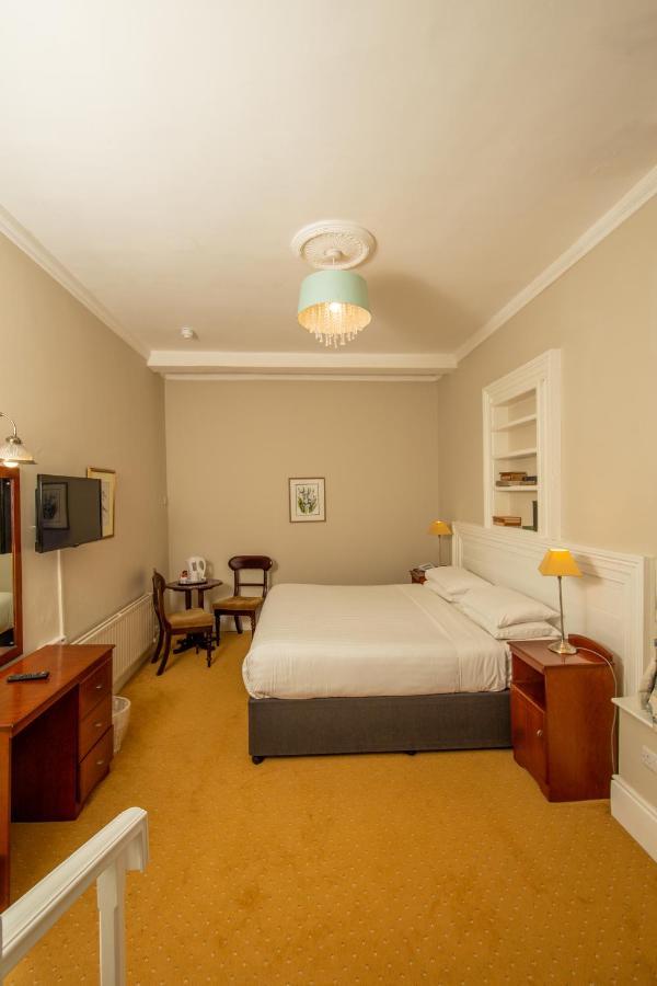 Foyles Hotel คลิฟเดน ภายนอก รูปภาพ
